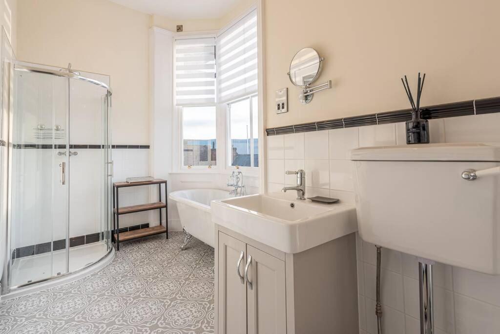 Luxury Apartment Rowntree House Across From The Shambles Γιορκ Εξωτερικό φωτογραφία